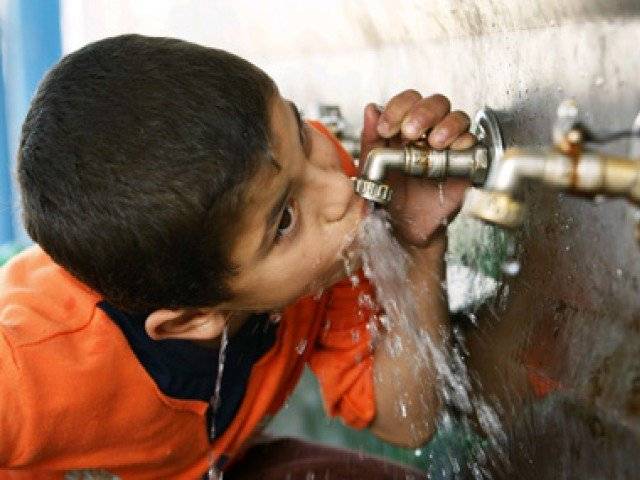 64% of Pakistanis drink contaminated water: WHO