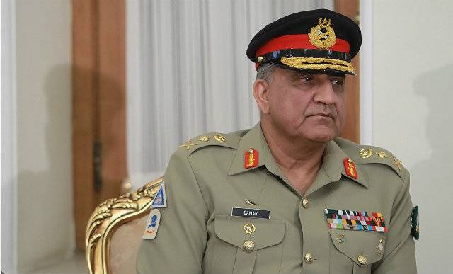 Pakistan's army chief calls for Muslim unity during Iran visit