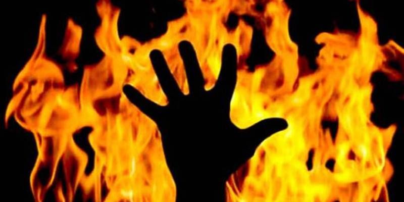 19-year-old girl burnt alive for refusing marriage proposal in Mandi Bahauddin