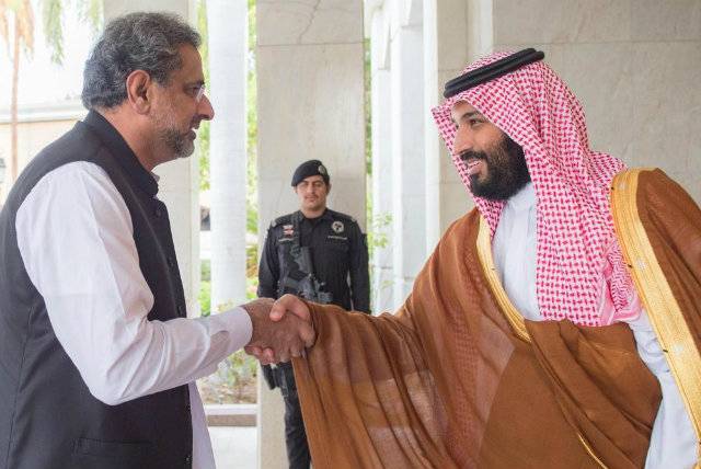 PM Abbasi, COAS Bajwa to hold crucial meetings in Saudi Arabia next week