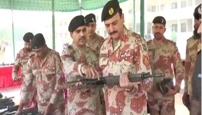 Karachi: Three policemen among 8 arrested for selling illegal weapons