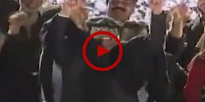 PPP chairman Asif Zardari dances to party jingles in Islamabad jalsa
