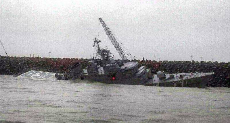 Iran’s naval destroyer sinks in Caspian Sea after crash (VIDEO)