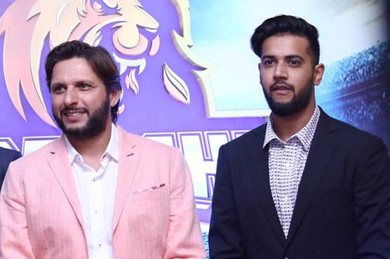 Shahid Afridi took a serious jab at Imad Waseem over his fake 