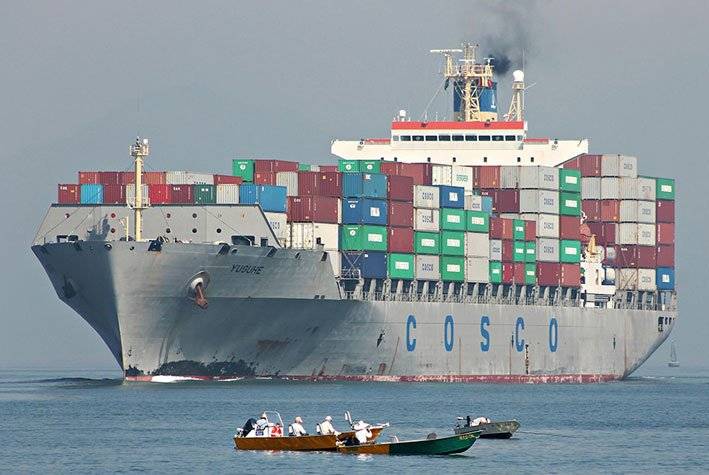 First commercial shipment from Gwadar leaves for UAE