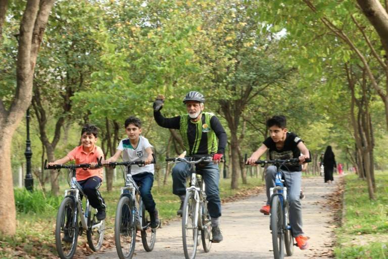 Bicycle rally held in Islamabad to promote sustainable forms of transport