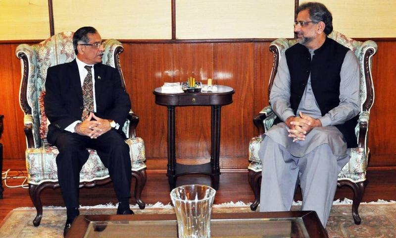 PM Abbasi assures CJP Nisar of full support to revamp judicial system