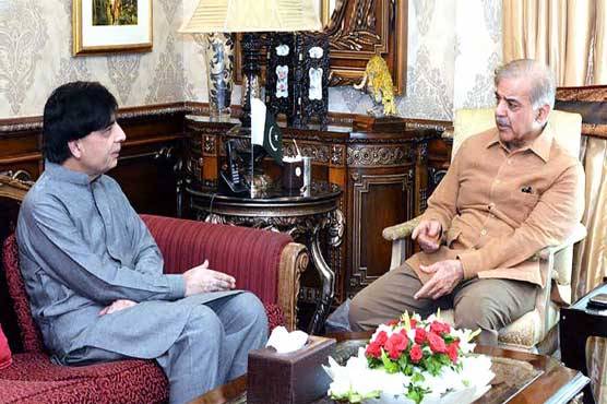 Shehbaz Sharif steps in to cajole Ch Nisar, holds crucial one-on-one meeting
