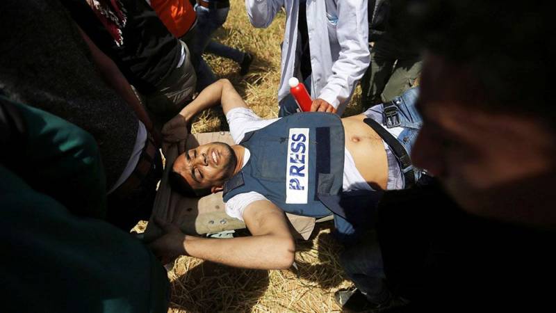 Palestine mourns journalist shot dead by Israeli army during Gaza border protests