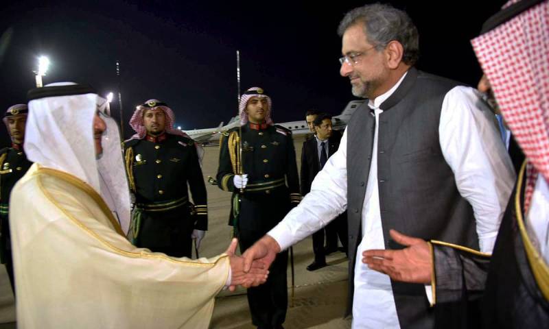 PM Abbasi, COAS Gen Bajwa in Saudi Arabia to attend final day of Islamic military alliance drills