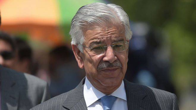 Khawaja Asif vows to knock on SC's door against disqualification ruling