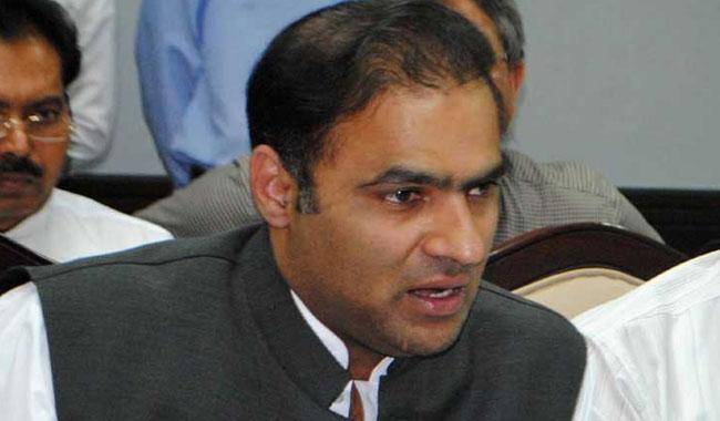 Imran Khan visits hilly areas to cast a spell on Nawaz Sharif, claims Abid Sher Ali