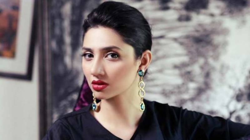 Mahira Khan took us under a spell as she walked the red carpet at Cannes 2018