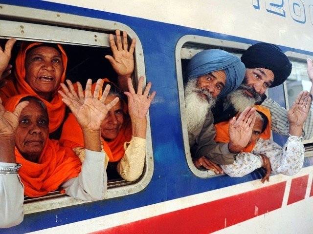 284 Sikh devotees reach Pakistan for Urs of Maharaja Ranjeet Singh
