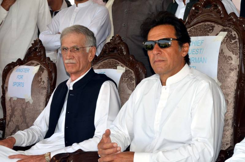 Pervaiz Khattak dispels rumours of grouping within PTI after rebellious overtures