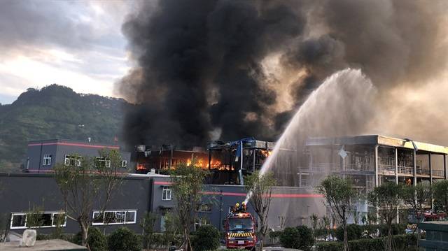 Fire in southern China kills six
