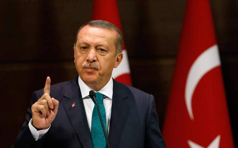 Turkey to boycott US products including iPhone, says Erdogan