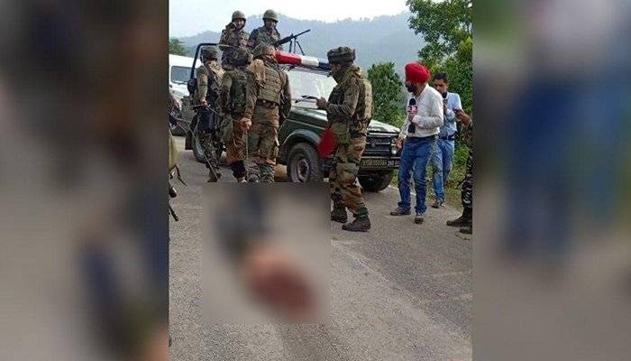 Outrage as Indian soldiers drag body of Kashmiri with chains publicly
