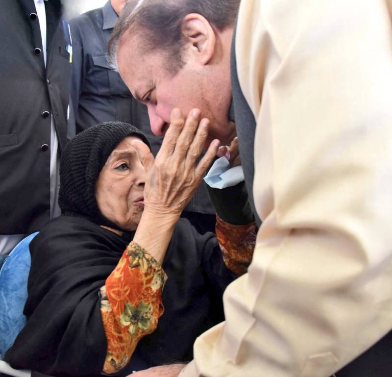 Grief-stricken Sharifs return to Adiala as parole period expires
