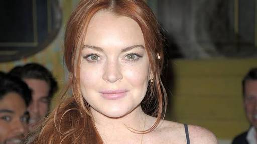 Lindsay Lohan accuses a homeless family of trafficking children in a live video