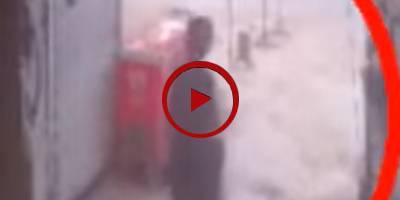 CCTV footage of robbery at mobile shop in Pakpattan (VIDEO)