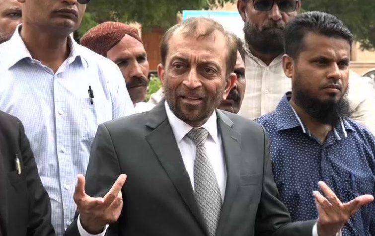 MQM-P heading towards collapse, Farooq Sattar demands intra-party elections