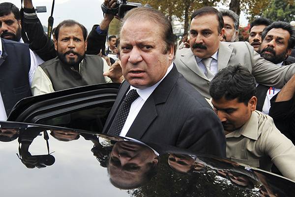 Nawaz Sharif appears before NAB court in Flagship Investment reference
