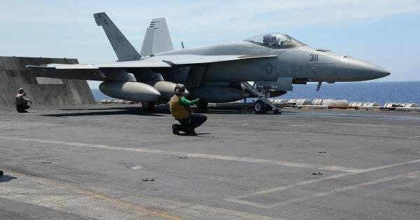 US fighter jet crashes in Philippine Sea