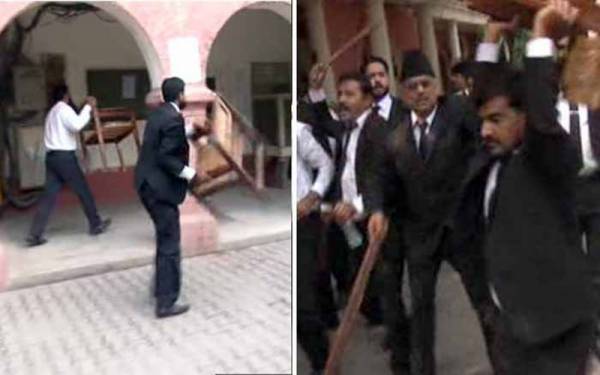 Lawyers vandalise sessions court during protest for LHC bench in Faisalabad