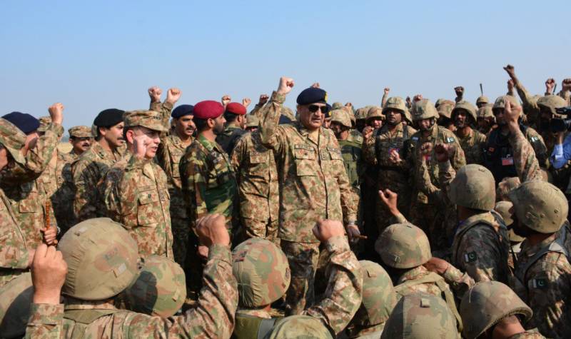 Pakistan Army fully ready to respond to conventional threat on borders: COAS Bajwa