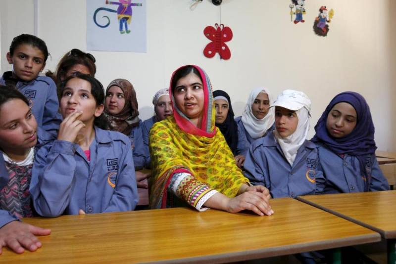 Harvard University honours Malala Yousafzai with Gleitsman Award 2018