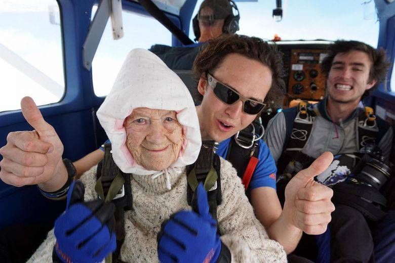 102-year-old woman becomes 'oldest' skydiver