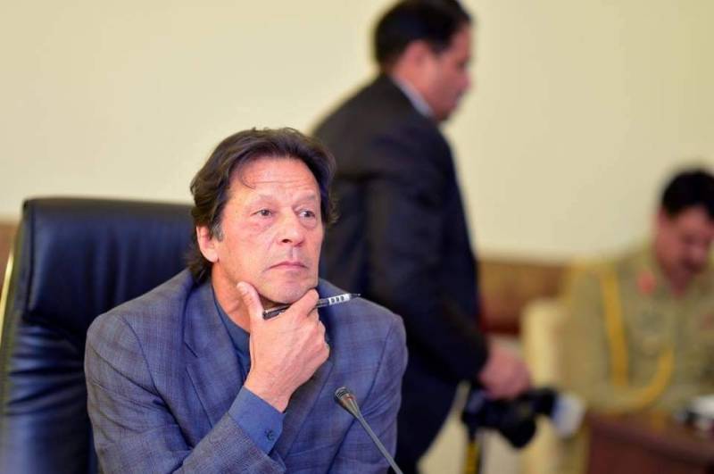 PM Imran for efforts to meet target of 15m cotton bales production
