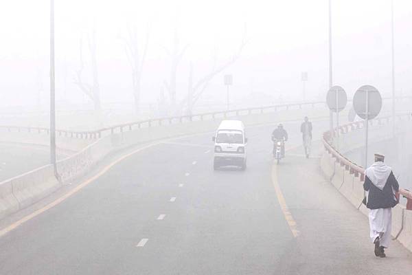 Parts of Motorway closed owing to dense fog