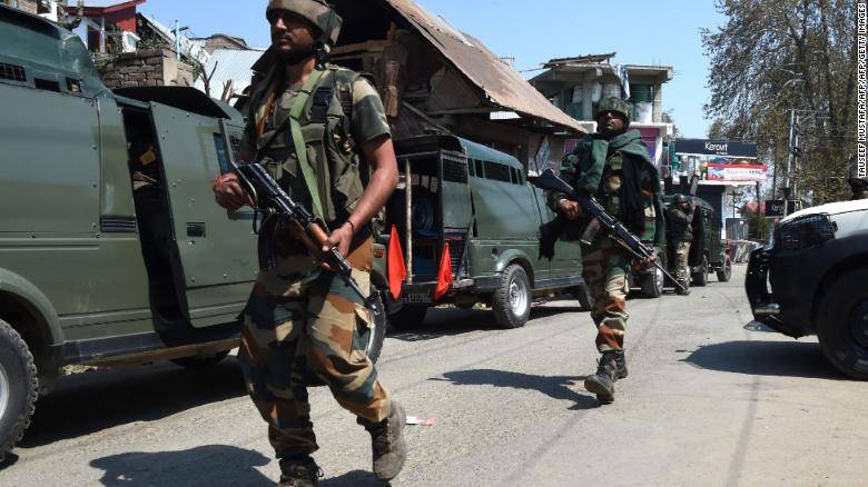 Indian troops kill four more Kashmiri youth in Pulwama
