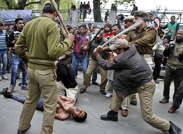 Indian state terrorism claims 355 lives in occupied Kashmir in 2018: IFJ report