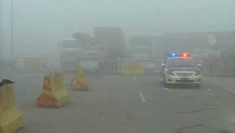 Heavy fog forces closure of Motorway in Punjab, KP