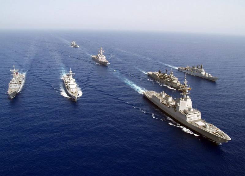 Pakistan Navy flotilla visits Iranian port of Bandar Abbas
