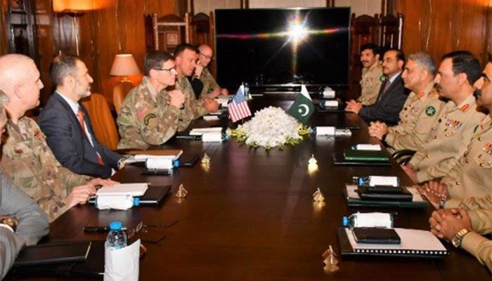 US CENTCOM chief calls on COAS Qamar Bajwa