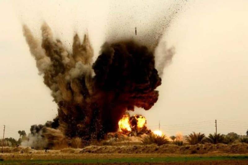 Airstrike kills 19 Taliban amid Afghan peace talks