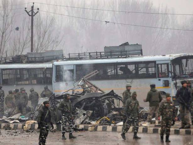 Pulwama attack: India directs Pakistanis to leave within 48 hours