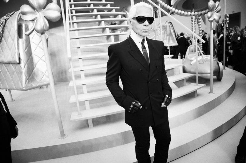 Iconic fashion guru Karl Lagerfeld dies at 85