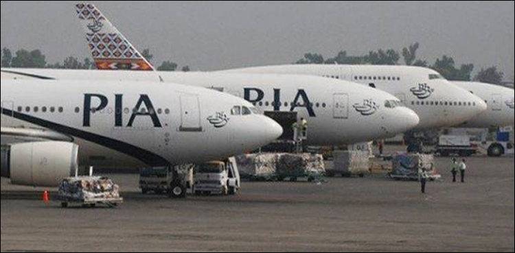 Major airports in Pakistan, India suspend flight operations