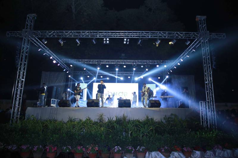 A night fully packed with entertainment ft. Asim Azhar powered by Honor Pakistan in Faisalabad