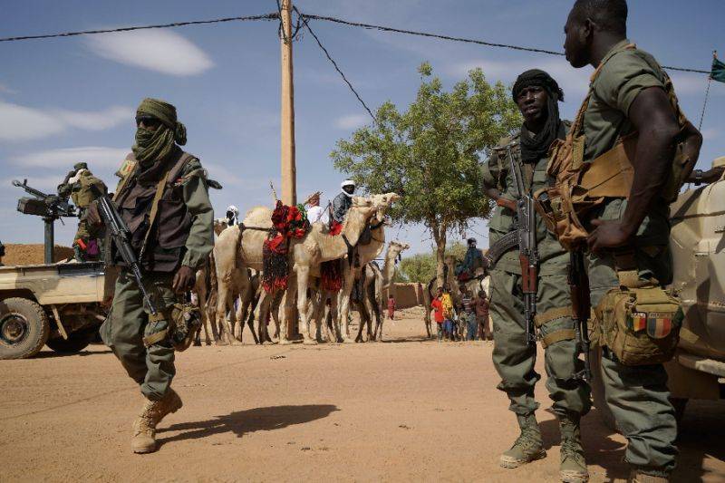 Gunmen kill over 100 villagers amid escalating violence in Mali