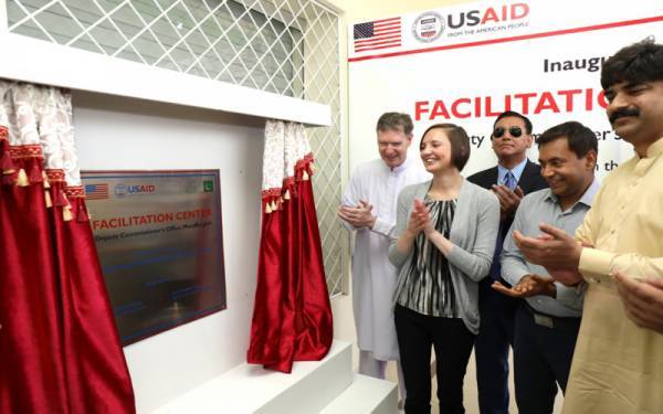 US Consul General Collen Crenwelge inaugurates Sahulat Centre in Muzaffargarh