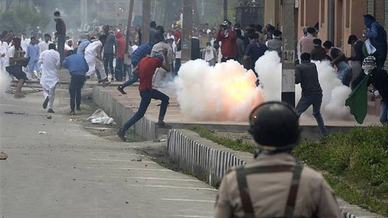 Kashmiri students hold anti-India demo at Dhaka University