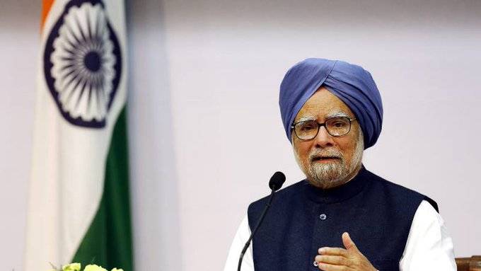 Pakistan to invite ex-Indian PM Manmohan Singh to Kartarpur Corridor's inaugural ceremony