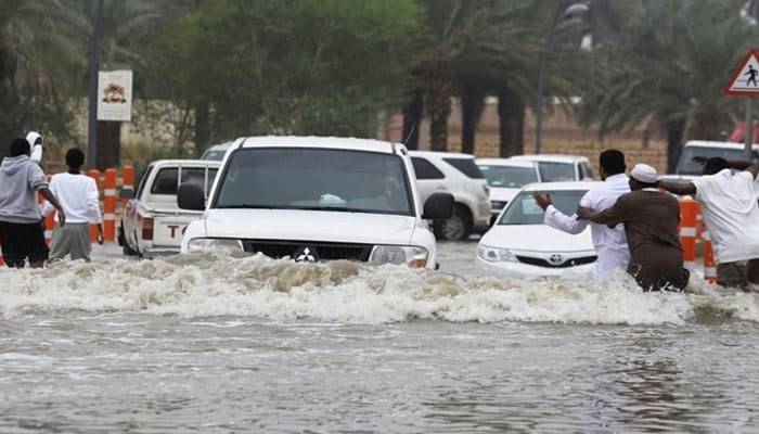 Flooding leaves 7 dead in Saudi Arabia
