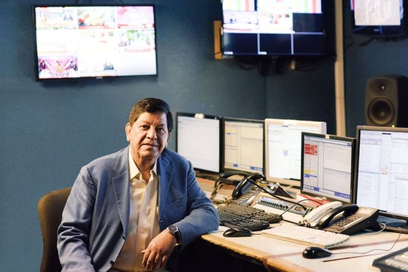 TV news master Zafar Siddiqi writes guide to industry